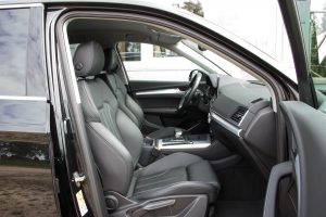 Pārdod Q5 S-Line E  2.0 TFSI-E  - 299z/s , 2022