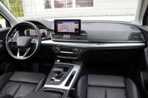 Pārdod Q5 S-Line E  2.0 TFSI-E  - 299z/s , 2022