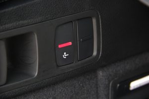 Pārdod Q5 S-Line E  2.0 TFSI-E  - 299z/s , 2022