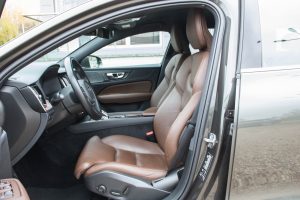 Pārdod V-60 Inscription  2.0 B3  - 163z/s , 2020