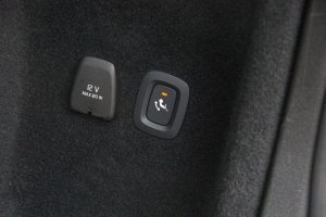 Pārdod V-60 Inscription  2.0 B3  - 163z/s , 2020