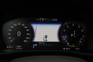 Pārdod XC-40 Momentum Pro   T3  - 163z/s , 2022