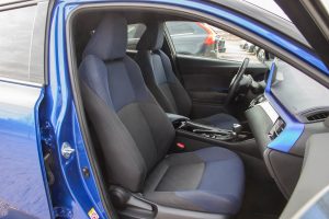 Pārdod CH-R Hybrid  1.8   , 2018