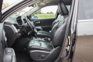Pārdod Cherokee Longitude  2.2 CRDi  - 185z/s , 2018