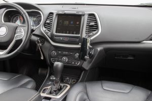 Pārdod Cherokee Longitude  2.2 CRDi  - 185z/s , 2018