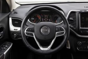 Pārdod Cherokee Longitude  2.2 CRDi  - 185z/s , 2018