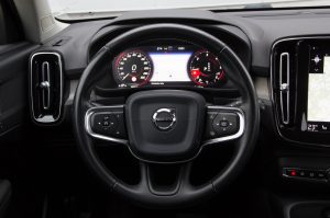 Pārdod XC-40 Inscription AWD 2.0 D4  , 2019