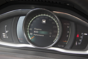 Pārdod V-60 Cross Country   2.0 D3  - 150z/s , 2017