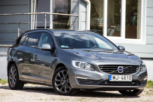 Pārdod V-60 Summum  2.0 D3  - 150z/s , 2017