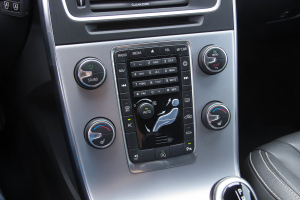 Pārdod V-60 Summum  2.0 D3  - 150z/s , 2017