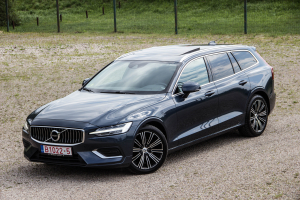 Pārdod V-60 Inscription  2.0 D3  - 150z/s , 2020