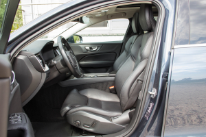 Pārdod V-60 Inscription  2.0 D3  - 150z/s , 2020