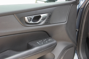 Pārdod V-60 Inscription  2.0 D3  - 150z/s , 2020