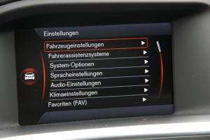 Pārdod V-60 R-Design  2.0 D3  - 163z/s , 2011