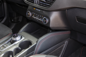 Pārdod Kuga ST-Line  2.5 Hybrid  - 225z/s , 2020