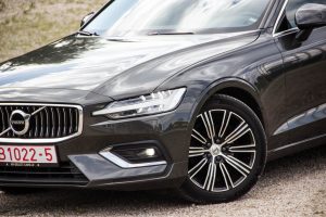 Pārdod V-60 Inscription  2.0 D4  - 190z/s , 2020