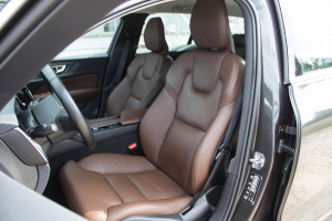 Pārdod V-60 Inscription  2.0 D4  - 190z/s , 2020