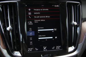 Pārdod V-60 Inscription  2.0 D4  - 190z/s , 2020