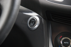 Pārdod Kuga Titanium  2.0 TDCi  - 130z/s , 2014