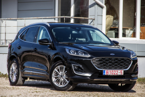 Pārdod Kuga Vignale  2.5   - 225z/s , 2021