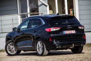 Pārdod Kuga Vignale  2.5   - 225z/s , 2021