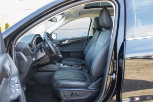 Pārdod Kuga Vignale  2.5   - 225z/s , 2021