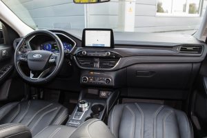 Pārdod Kuga Vignale  2.5   - 225z/s , 2021