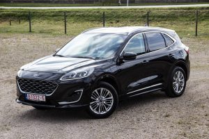 Pārdod Kuga Vignale  2.5   - 225z/s , 2021