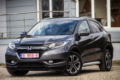 Pārdod HR-V  1.6 DTEC  - 120z/s , 2015