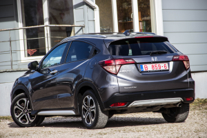 Pārdod HR-V  1.6 DTEC  - 120z/s , 2015