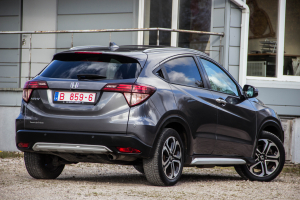 Pārdod HR-V  1.6 DTEC  - 120z/s , 2015
