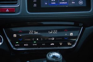 Pārdod HR-V  1.6 DTEC  - 120z/s , 2015