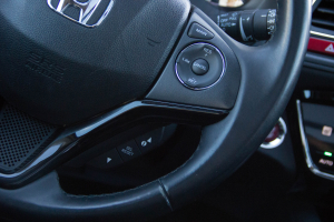 Pārdod HR-V  1.6 DTEC  - 120z/s , 2015