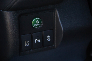 Pārdod HR-V  1.6 DTEC  - 120z/s , 2015