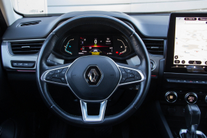 Pārdod Arkana Intense  1.6 Hybrid  , 2022