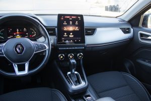 Pārdod Arkana Intense  1.6 Hybrid  , 2022