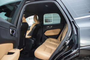 Pārdod XC-60 Inscription AWD  2.0 B4  - 197z/s , 2020