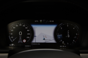 Pārdod V-90 Cross Country  2.0 D5  - 235z/s , 2018