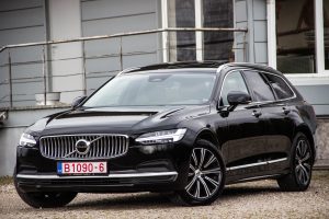 Pārdod V-90 Inscription  2.0 B4  - 197z/s , 2021
