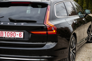 Pārdod V-90 Inscription  2.0 B4  - 197z/s , 2021