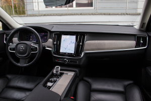 Pārdod V-90 Inscription  2.0 B4  - 197z/s , 2021