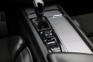 Pārdod XC-60 R-Design  2.0 D4  - 190z/s , 2018