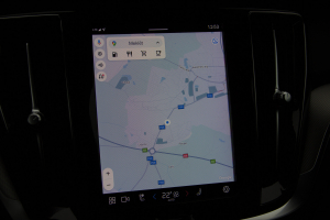 Pārdod XC-60 R-Design  2.0 B4  - 197z/s , 2023