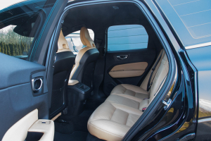 Pārdod XC-60 Inscription  2.0 B4  - 197z/s , 2020