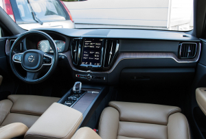 Pārdod XC-60 Inscription  2.0 B4  - 197z/s , 2020