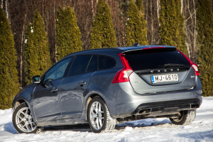 Pārdod V-60 Summum  2.0 D3  - 150z/s , 2017