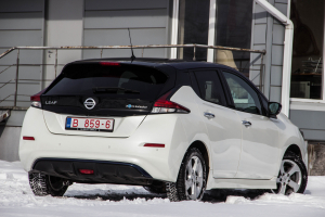 Pārdod Leaf     - 150z/s , 2021