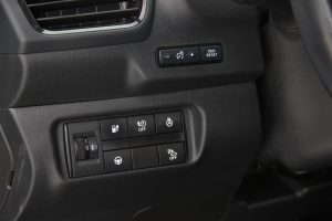 Pārdod Leaf     - 150z/s , 2021