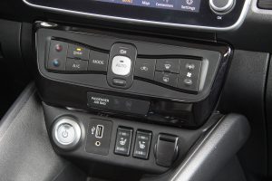 Pārdod Leaf     - 150z/s , 2021
