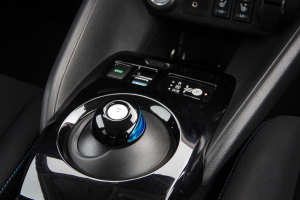 Pārdod Leaf     - 150z/s , 2021